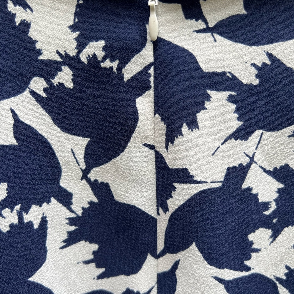 CECE By CYNTHIA STEFFE Navy and White Dress Women’s 6 - Picture 5 of 7